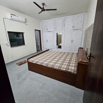 Kitchen in 1 BHK Builder Floor at Sector 9 – for Rent