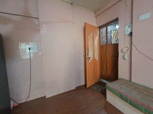 Room in 1 BHK Apartment at Green Field B CHS LTD, Andheri East – for Rent