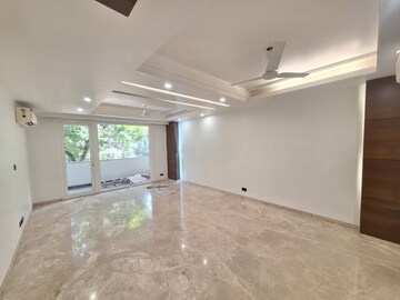 Bedroom in 3 BHK Builder Floor at Chattarpur – for Rent