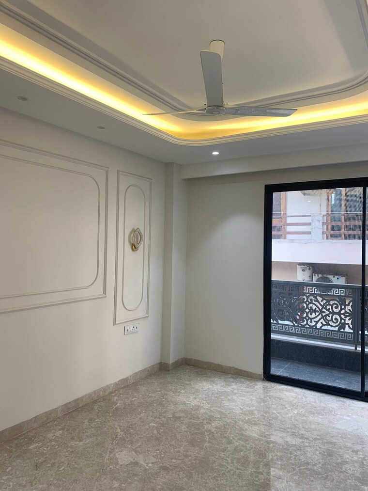 Room, empire-floors 3 Bedroom 1700 Sq.Ft. Builder Floor In Sector 57 Gurgaon 9510236