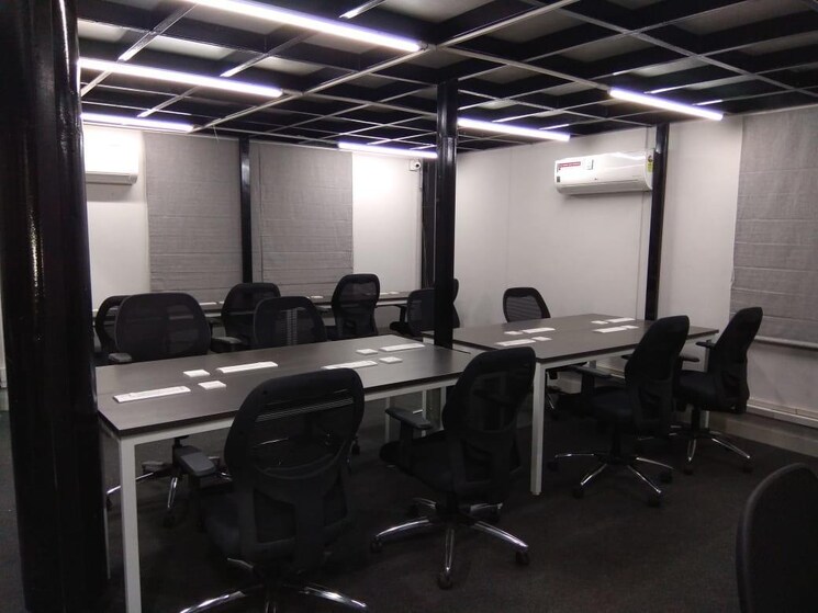 Team Area, magarpatta city Commercial Office Space 2700 Sq.Ft. In Magarpatta City Pune 9510252