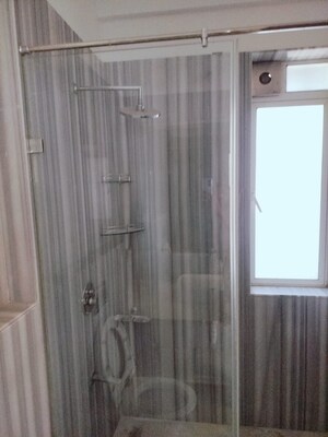 Furnished Amenities in 3 BHK Apartment at Kalpataru Radiance, Goregaon West – for Rent