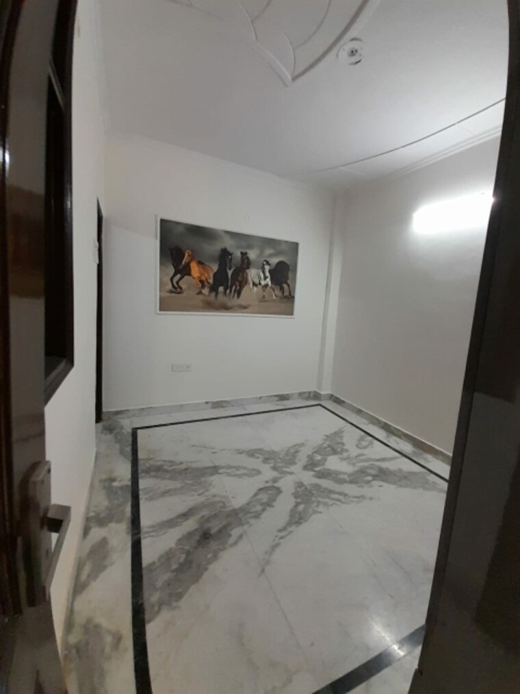 Bedroom, rohini sector 10 2 Bedroom 650 Sq.Ft. Builder Floor In Rohini Sector 10 Delhi 9510328