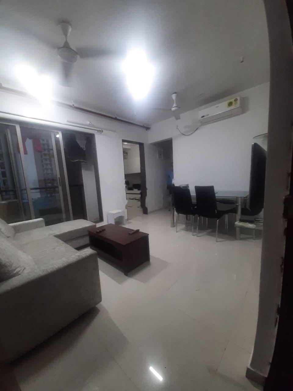 2 BHK Apartment For Rent in Runwal Eirene