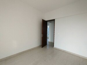 Room in 3 BHK Apartment at Courtyard by Narang Realty and The Wadhwa Group, Pokhran Road No Two – for Sale
