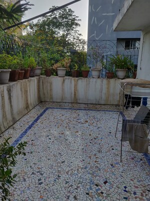 Balcony in 2 BHK Apartment at Malini Apartment, Andheri East – for Rent