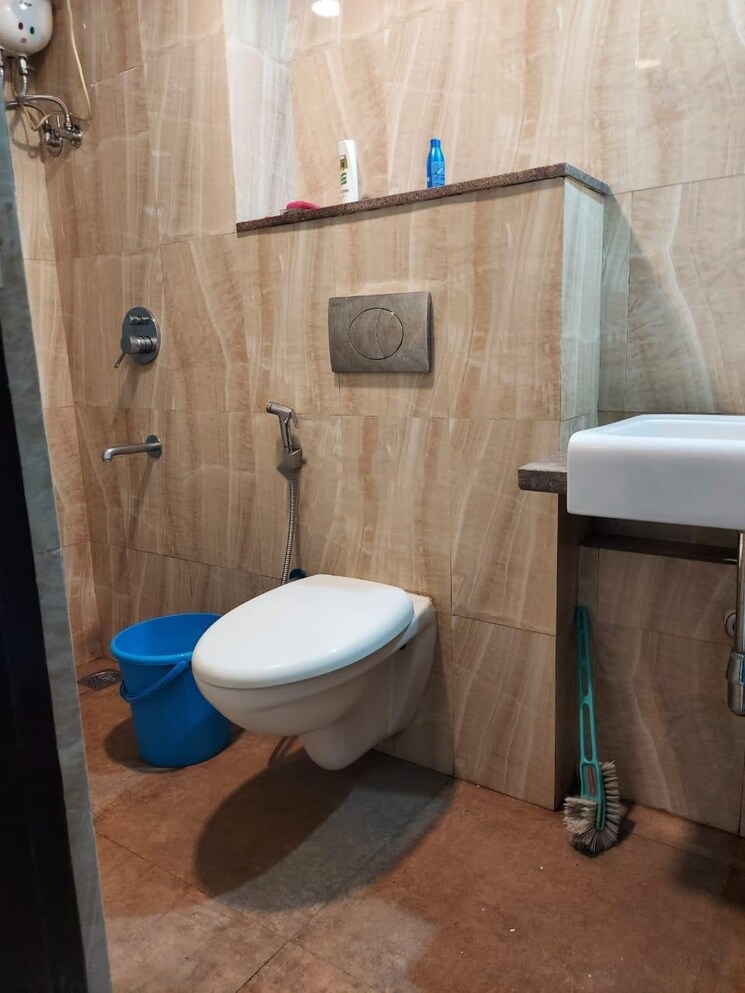 Bathroom, lodha-amara 1 Bedroom 453 Sq.Ft. Apartment In Kolshet Road Thane 9510576