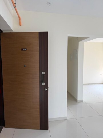 Room in 2 BHK Apartment at Chandak 34 Park Estate, Goregaon West – for Sale