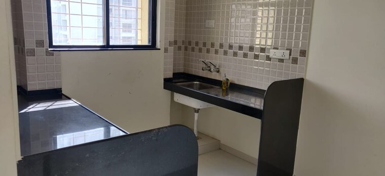 Kitchen, kiran-shubharambh 2 Bedroom 1000 Sq.Ft. Apartment In Baner Pune 9510594