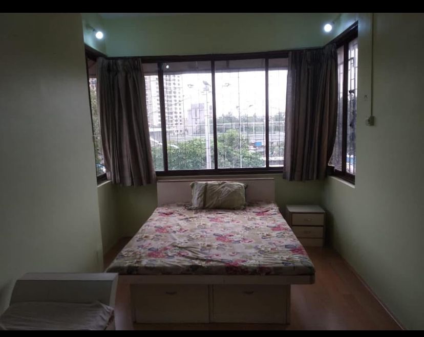 1 BHK + Pooja Room 500 Sq.Ft. Apartment in Tulip Apartment Santacruz West