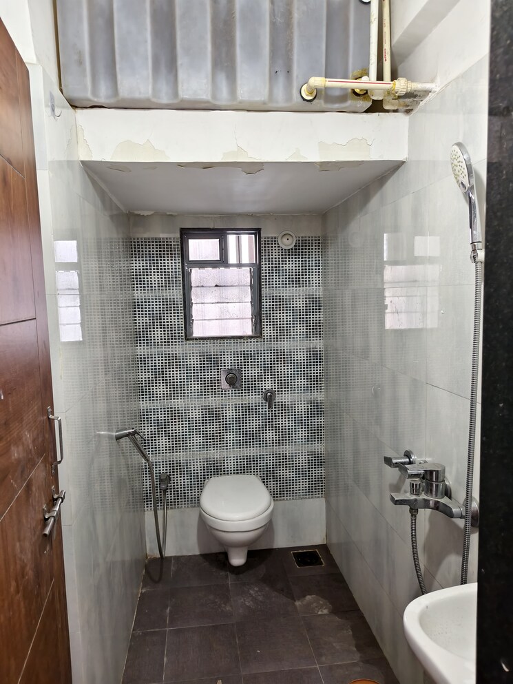 Bathroom, lodha-global-park 2 Bedroom 582 Sq.Ft. Apartment In Dombivli East Thane 9510715