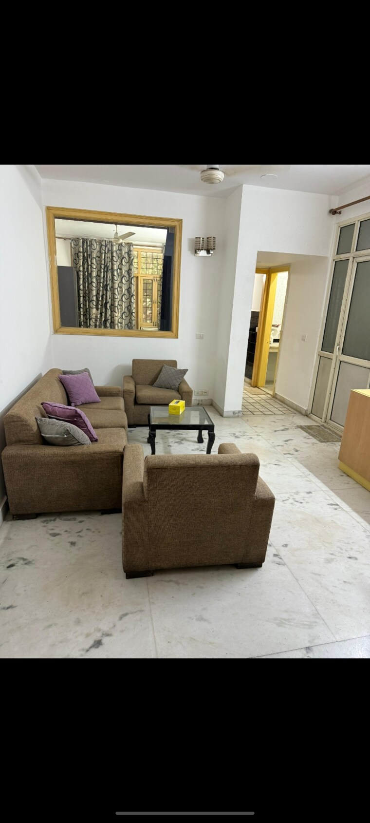 Living Room, rbc-ii 2 Bedroom 250 Sq.Yd. Builder Floor In Sushant Lok I Gurgaon 9510659