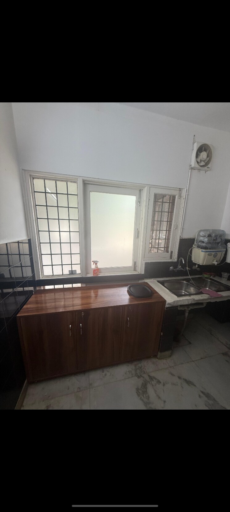 Kitchen, rbc-ii 2 Bedroom 250 Sq.Yd. Builder Floor In Sushant Lok I Gurgaon 9510659