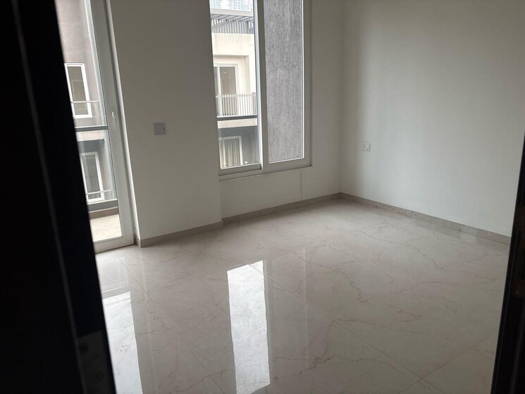 Room, pioneer-park-phase-1 2.5 Bedroom 1500 Sq.Ft. Apartment In Sector 61 Gurgaon 9510255