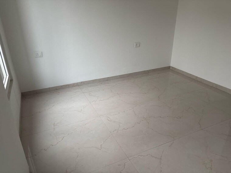 Room, pioneer-park-phase-1 2.5 Bedroom 1500 Sq.Ft. Apartment In Sector 61 Gurgaon 9510255