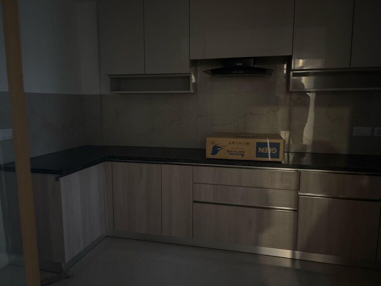 Kitchen, pioneer-park-phase-1 2.5 Bedroom 1500 Sq.Ft. Apartment In Sector 61 Gurgaon 9510255