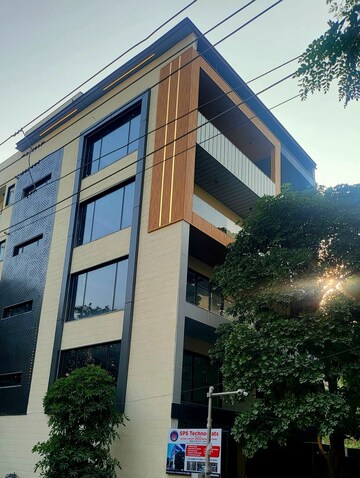 4 BHK Builder Floor – Exterior View View at Golf Course Road - for Sale