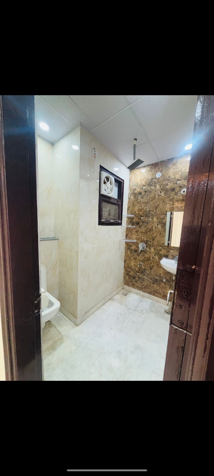 Bathroom, spl-homes-5 3 Bedroom 204 Sq.Yd. Builder Floor In Sector 46 Gurgaon 9510769