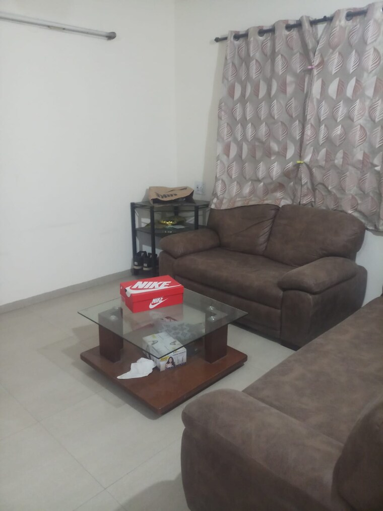 Living Room, viman nagar 2 Bedroom 950 Sq.Ft. Apartment In Viman Nagar Pune 9510756