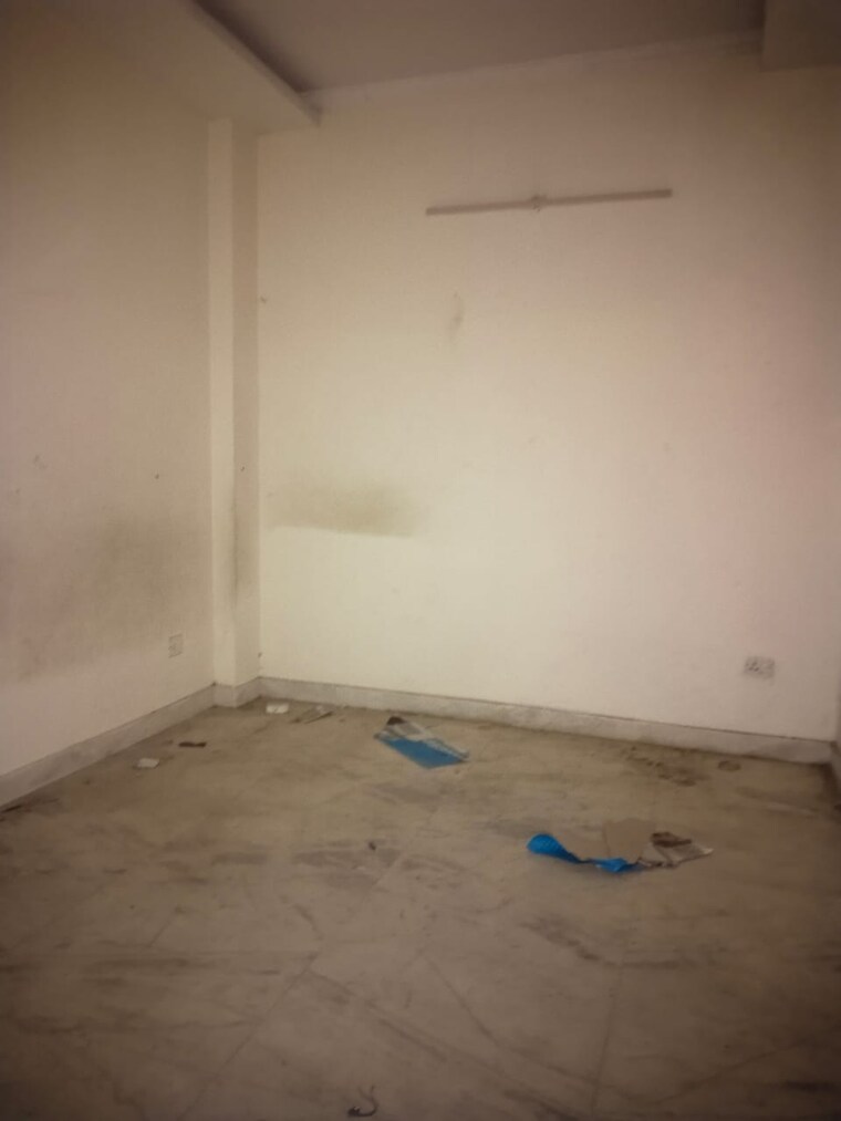 Room, ashoka-enclave-3 2 Bedroom 1200 Sq.Ft. Builder Floor In Sector 35 Faridabad 9510798