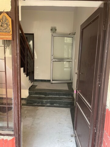 Bathroom in 3 BHK Villa at Unitech Deerwood Chase, Nirvana Country – for Rent