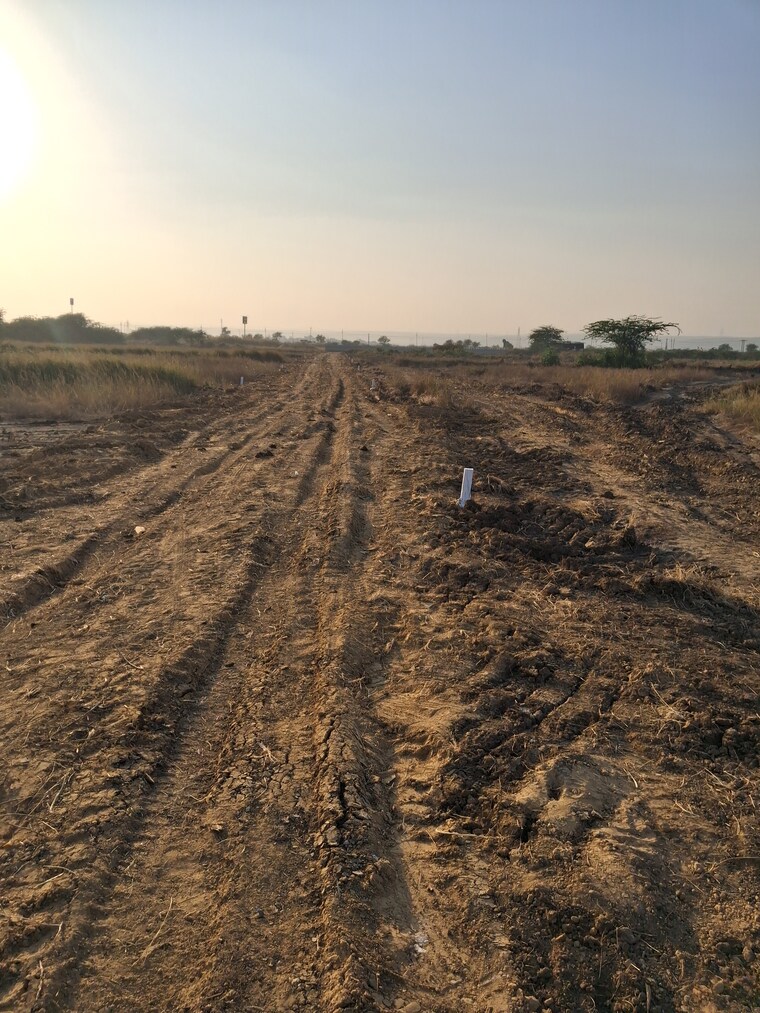 undefined, signature-global-daxin-vistas  120 Sq.Yd. Plot In Bhondsi Gurgaon 9510812