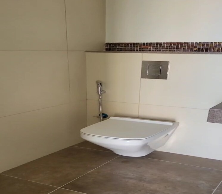 Bathroom, lodha-venezia 3 Bedroom 1100 Sq.Ft. Apartment In Parel Mumbai 9510795
