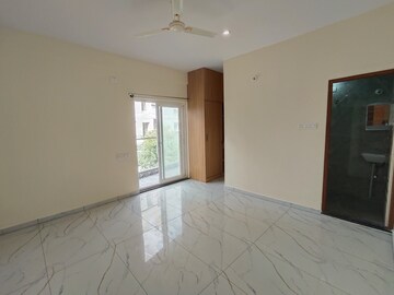Room in 1.5 BHK Apartment at Hsr Layout – for Rent