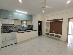 Room in 1.5 BHK Apartment at Hsr Layout – for Rent