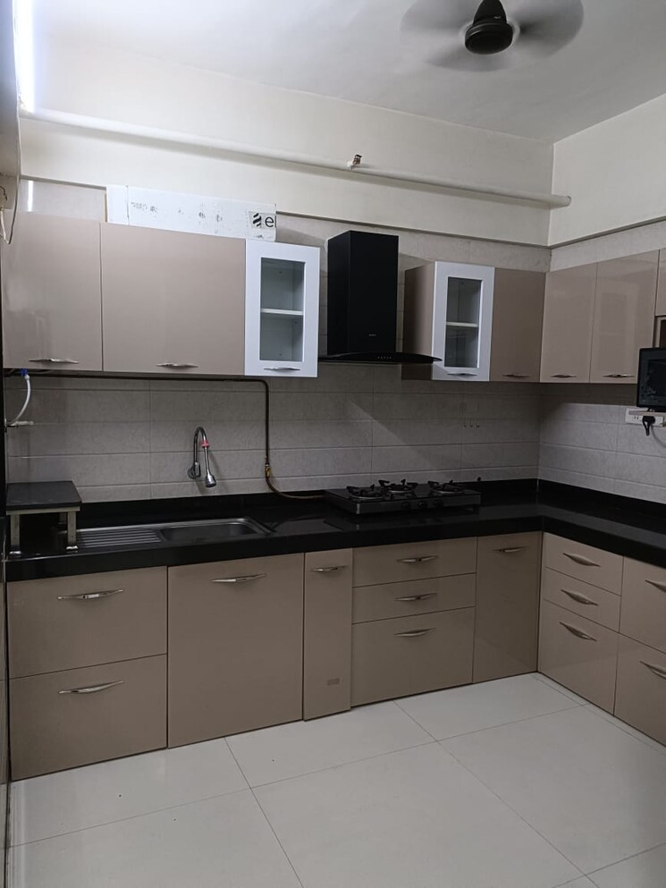 Kitchen, karishma-society 2 Bedroom 1200 Sq.Ft. Apartment In Kothrud Pune 9510913