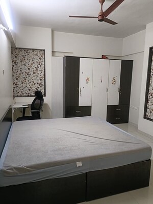 Bedroom in 2 BHK Apartment at Karishma Society, Kothrud – for Rent