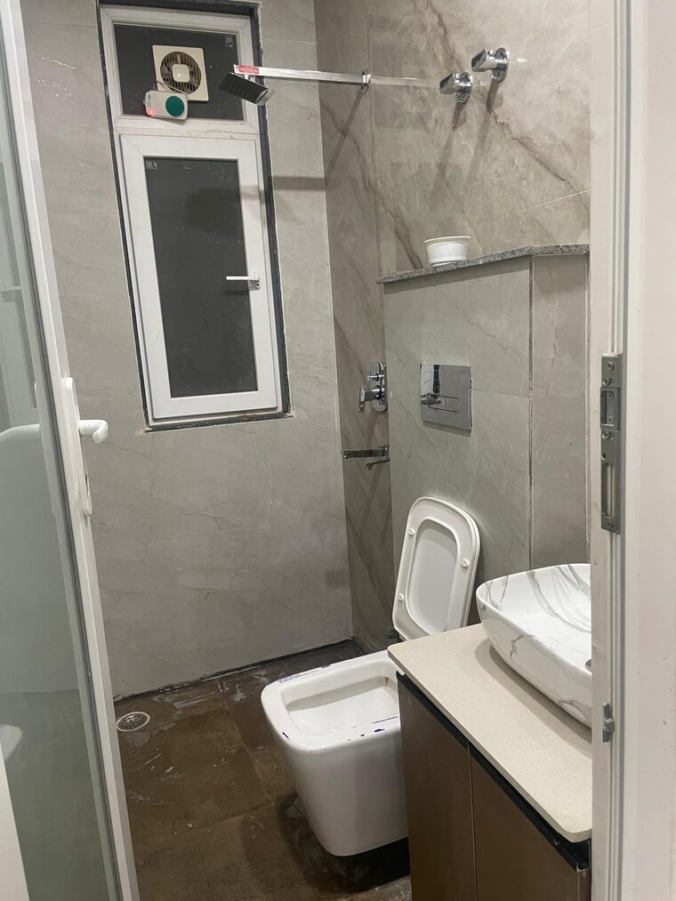 Bathroom, subhash nagar 3 Bedroom 900 Sq.Ft. Builder Floor In Subhash Nagar Delhi 9511057