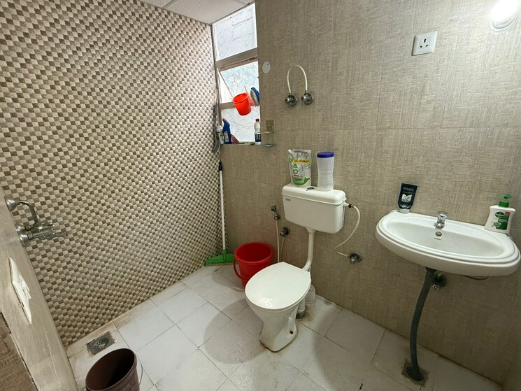 Bathroom, signature-global-signum-107 2 Bedroom 554 Sq.Ft. Apartment In Sector 107 Gurgaon 9511131