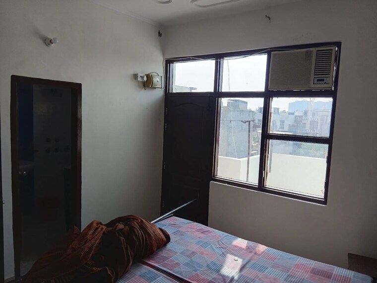 Bedroom, prem-satyam-swastik-apartment 3 Bedroom 1555 Sq.Ft. Apartment In Patiala Road Zirakpur 9511150