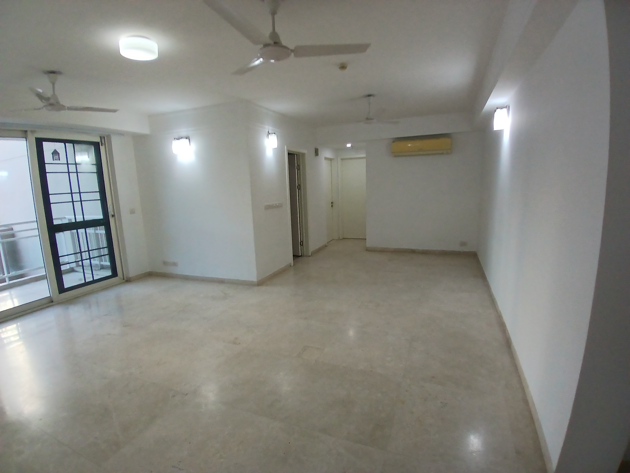 3 BHK + Servant Room Apartment For Rent in DLF Park Place