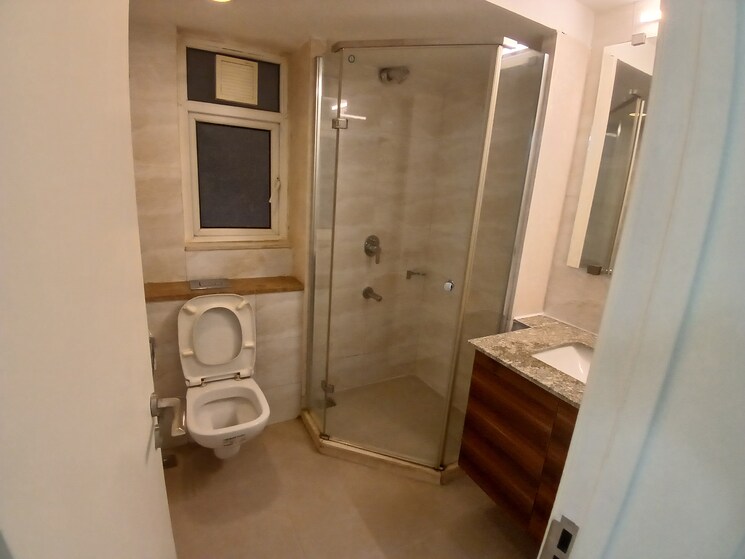 Master Bedroom, dlf-park-place 3 Bedroom 1989 Sq.Ft. Apartment In Sector 54 Gurgaon 9511235