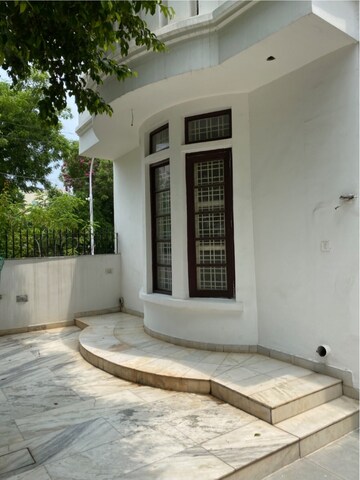 3 BHK Villa – Exterior View View at Ansal Oriental Villa, Sushant Lok Iii - for Rent