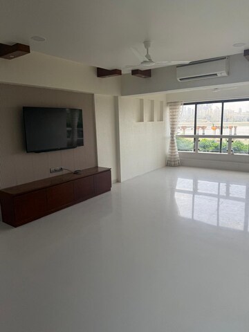 Room in 2 BHK Apartment at Sector 6 – for Sale