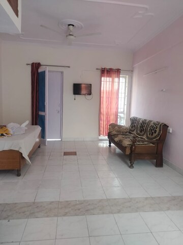 2.5 BHK Apartment For Rent in RWA Jalvayu Vihar, Sector 25