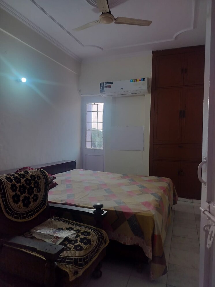 Bedroom, rwa-jalvayu-vihar 2.5 Bedroom 1400 Sq.Ft. Apartment In Sector 25 Noida 9511306