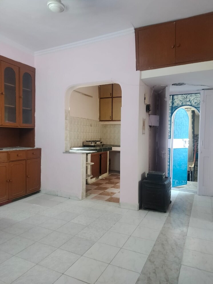 Room, rwa-jalvayu-vihar 2.5 Bedroom 1400 Sq.Ft. Apartment In Sector 25 Noida 9511306