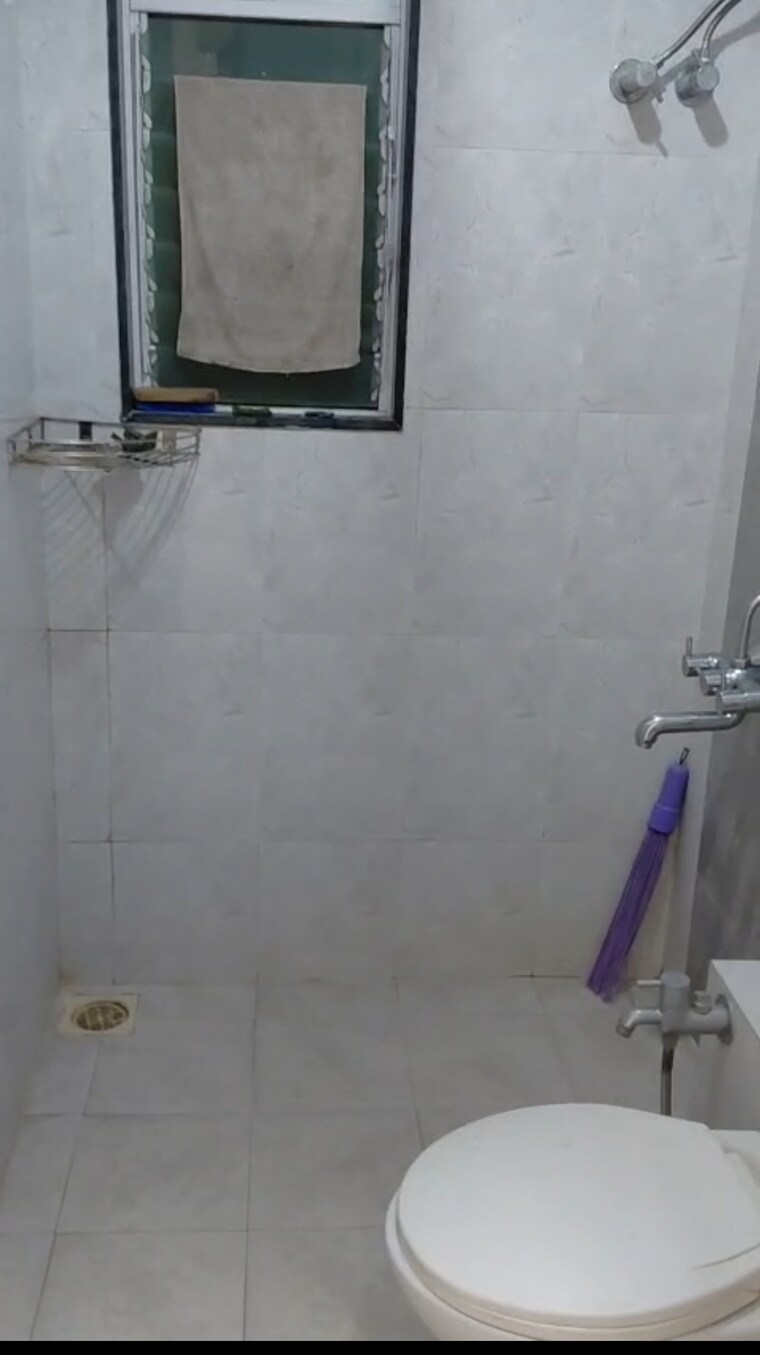 Bathroom, nav-dadar-chs 1 RK 375 Sq.Ft. Apartment In Dadar West Mumbai 9511290