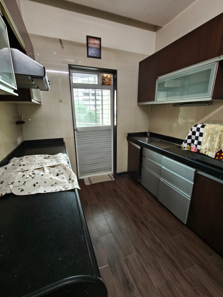 Kitchen, bandra west 1 Bedroom 500 Sq.Ft. Apartment In Bandra West Mumbai 9511299