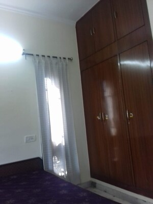 Building Lobby in 1 BHK Independent House at Sector 44 – for Rent
