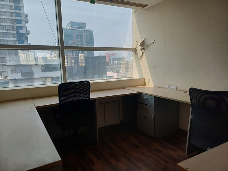 Team Area, andheri west Commercial Office Space 4500 Sq.Ft. In Andheri West Mumbai 9511341