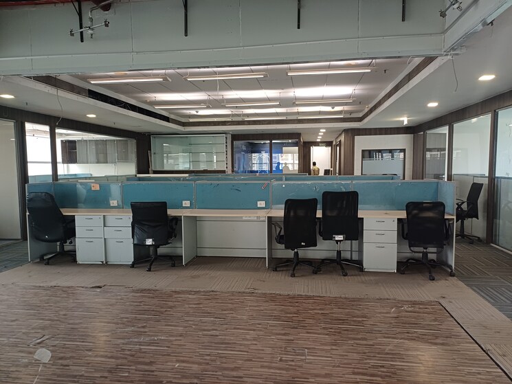 Team Area, andheri west Commercial Office Space 4500 Sq.Ft. In Andheri West Mumbai 9511341