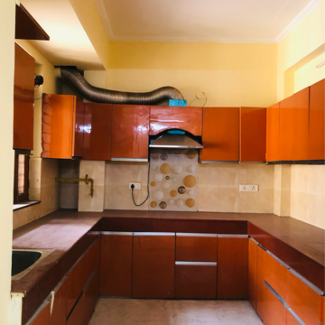Kitchen in 3.5 BHK Independent House at Sector 22b – for Rent