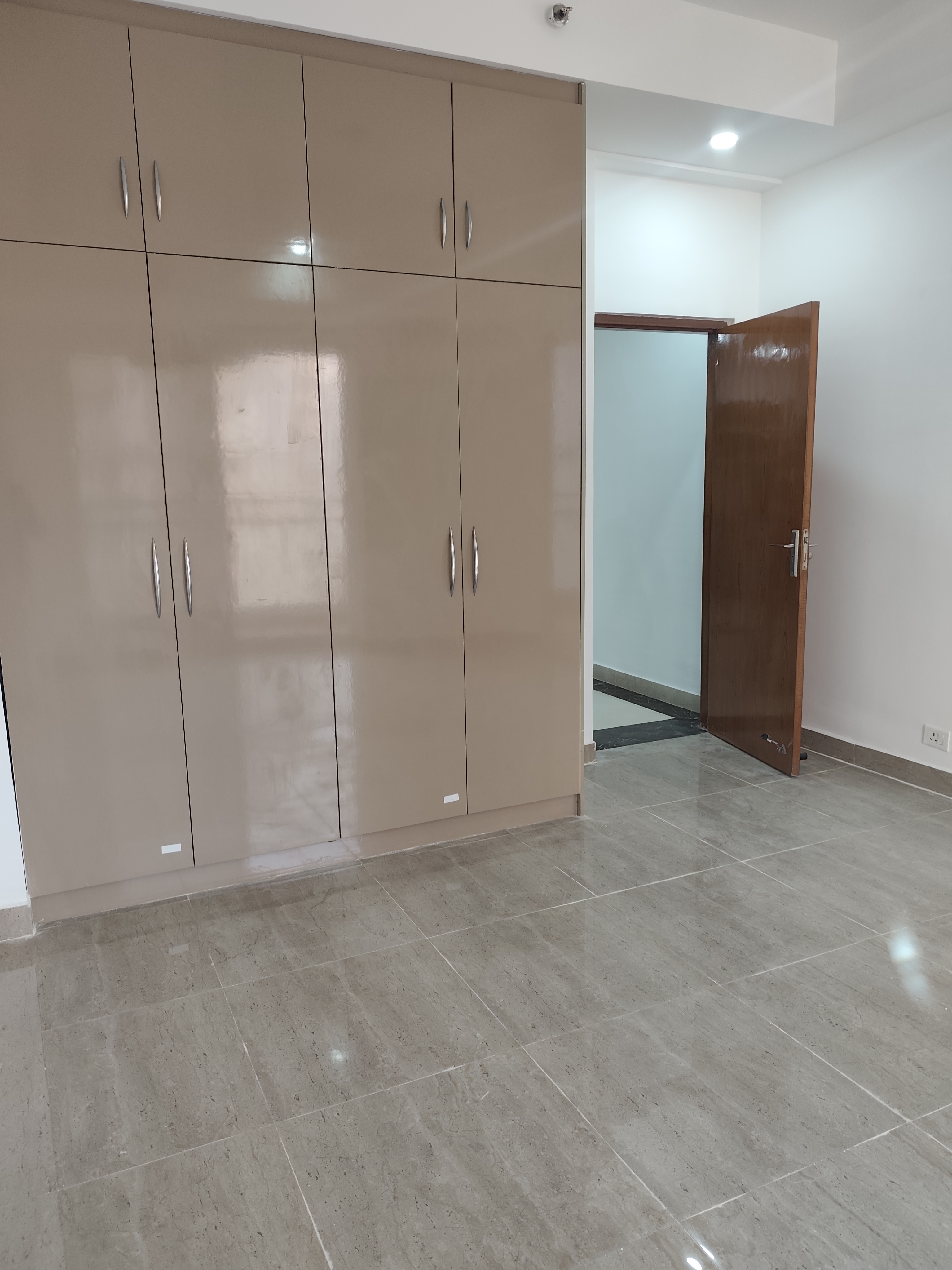 3 BHK Apartment For Rent in Dasnac The Jewel