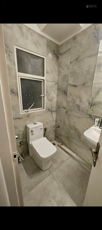 Bathroom in 3 BHK Apartment at DLF Ridgewood Estate, Dlf Phase iv – for Rent