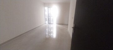 Room in 2 BHK Apartment at Signature The Millennia 3, Sector 37d – for Rent